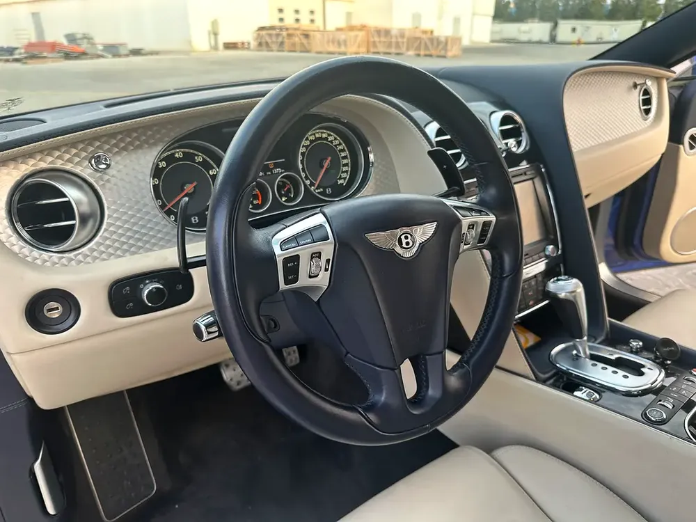 GCC Bentley Continental GT V8 | Full Option | Exclusive Interior | Warranty & Service Contract - Image 12