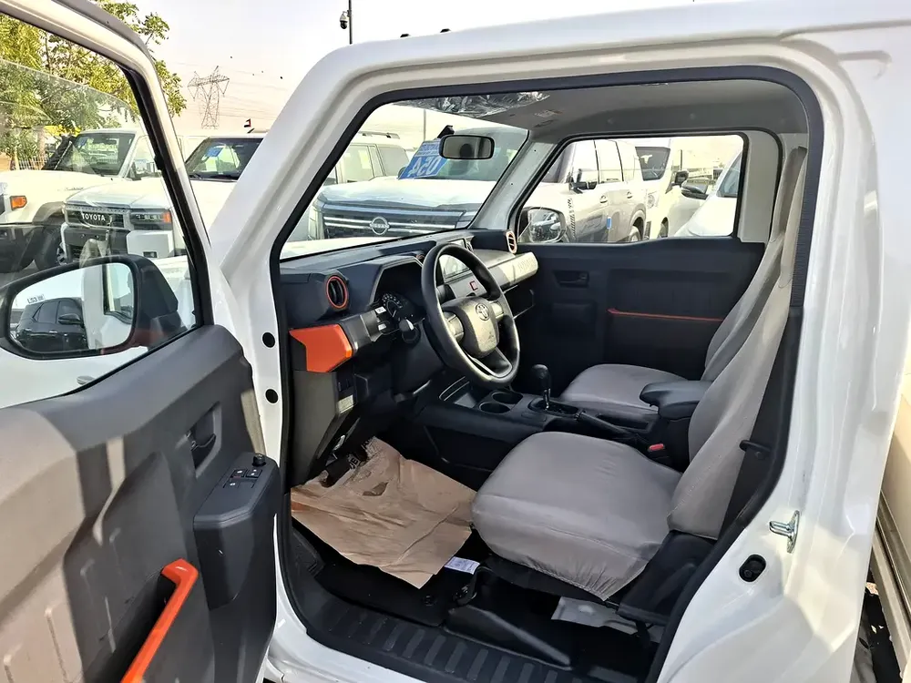 Toyota Hilux Tamaraw 2.4L 2026 SC Pickup Diesel White (Export Only) - Image 10