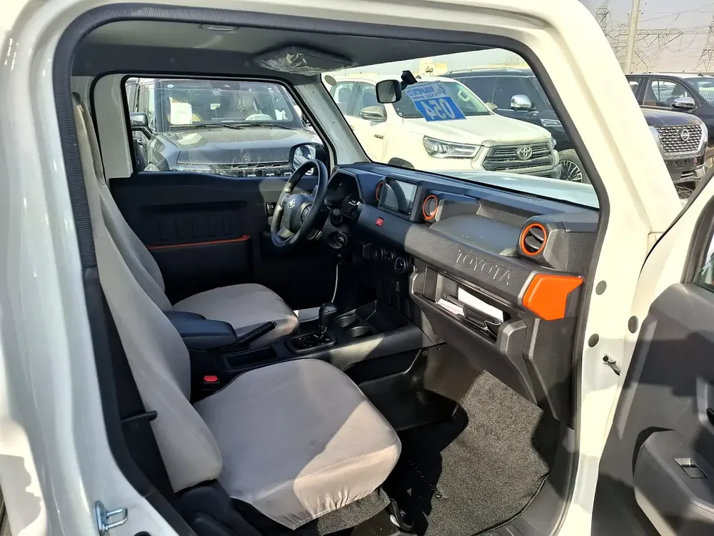 Toyota Hilux Tamaraw 2.4L 2026 SC Pickup Diesel White (Export Only) - Image 15