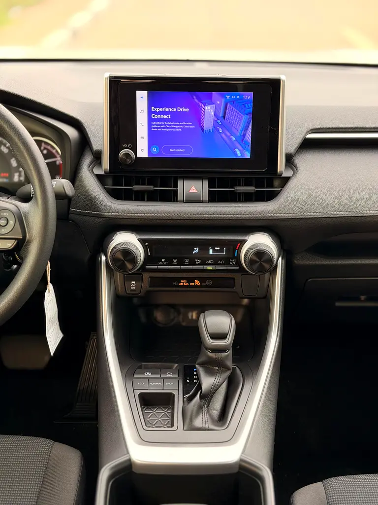 Toyota RAV4 MID - 2023 - FULL OPTION - Image 5