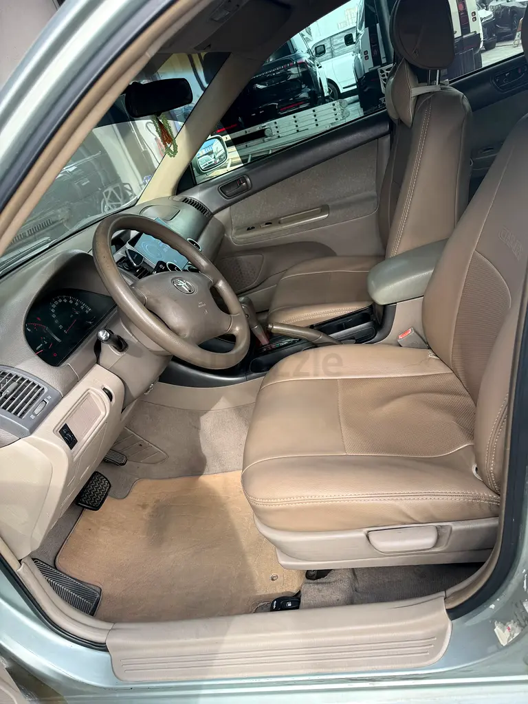 TOUOTA CAMRY GCC 2004 FREE ACCEDANT GOOD CONDITION - Image 13