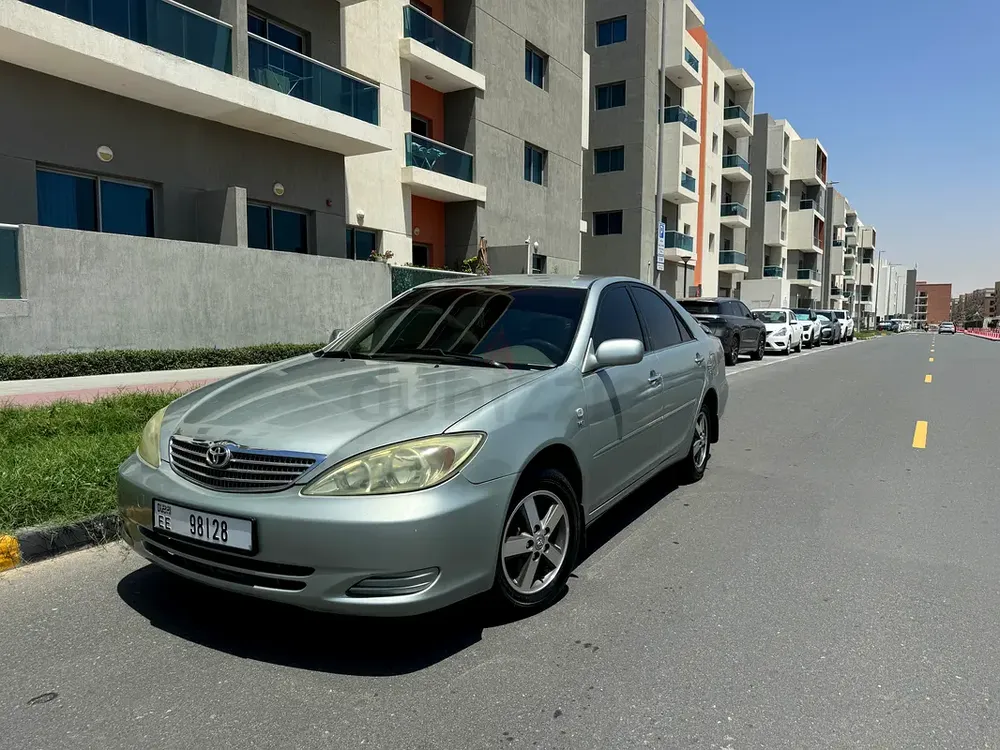TOUOTA CAMRY GCC 2004 FREE ACCEDANT GOOD CONDITION - Image 6