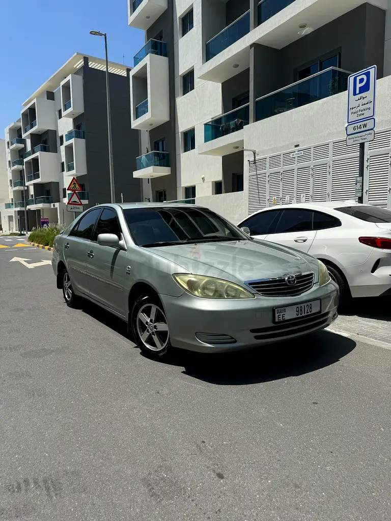 TOUOTA CAMRY GCC 2004 FREE ACCEDANT GOOD CONDITION - Image 8