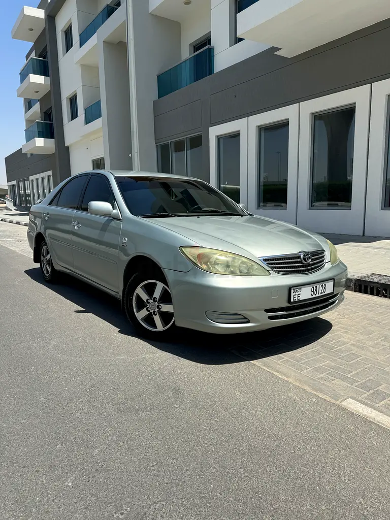 TOUOTA CAMRY GCC 2004 FREE ACCEDANT GOOD CONDITION - Image 9