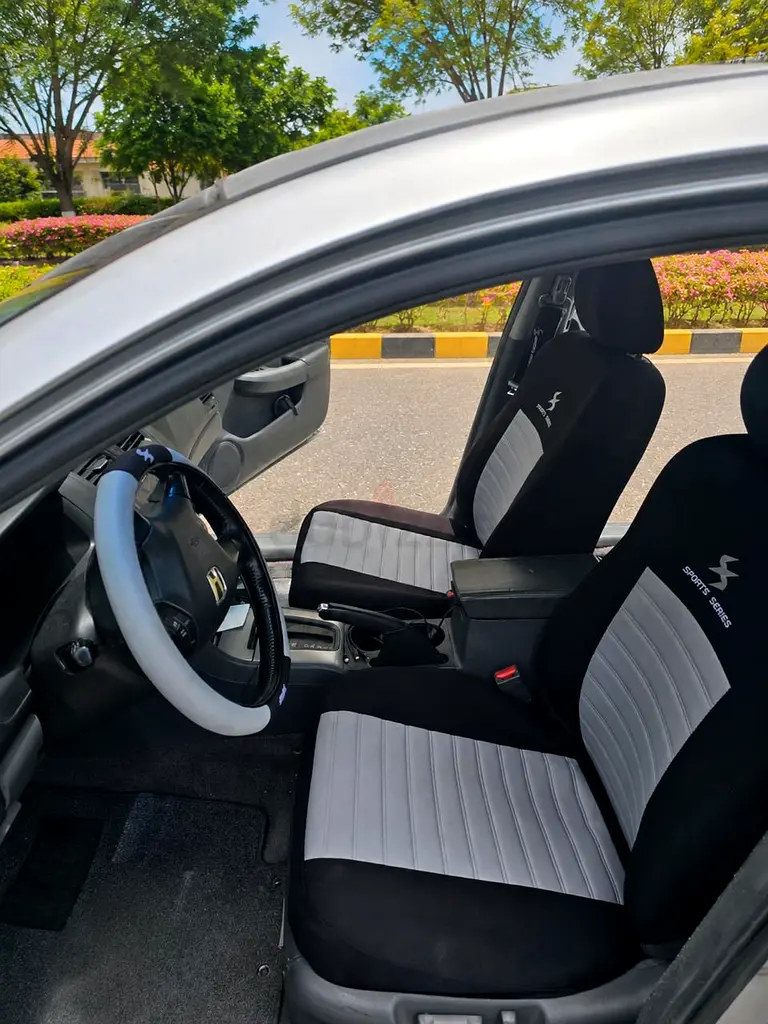 Honda Accord SE 2006 Japanese Specs - Well Maintained - Image 5