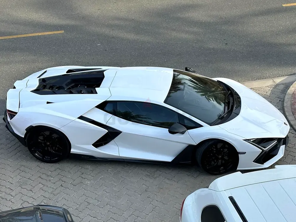 Brand New Lamborghini Revuelto 2024 | V12 Hybrid | European Specs - Image 8