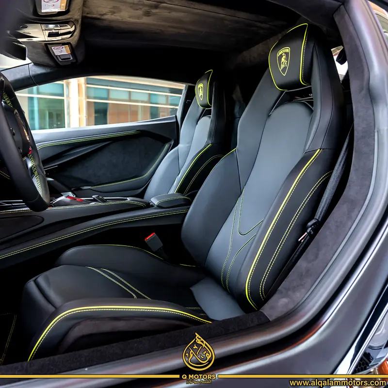 2024 LAMBORGHINI  REVUELTO BRAND NEW ( FREE SERVICE CONTRACT ) - Image 11
