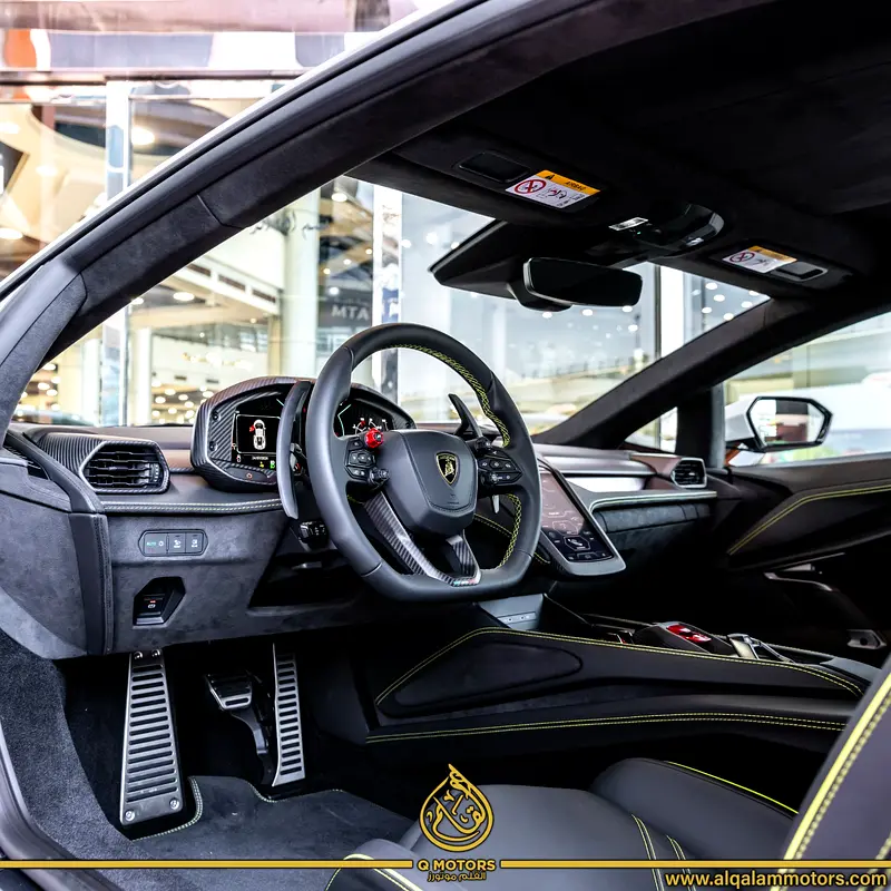 2024 LAMBORGHINI  REVUELTO BRAND NEW ( FREE SERVICE CONTRACT ) - Image 14