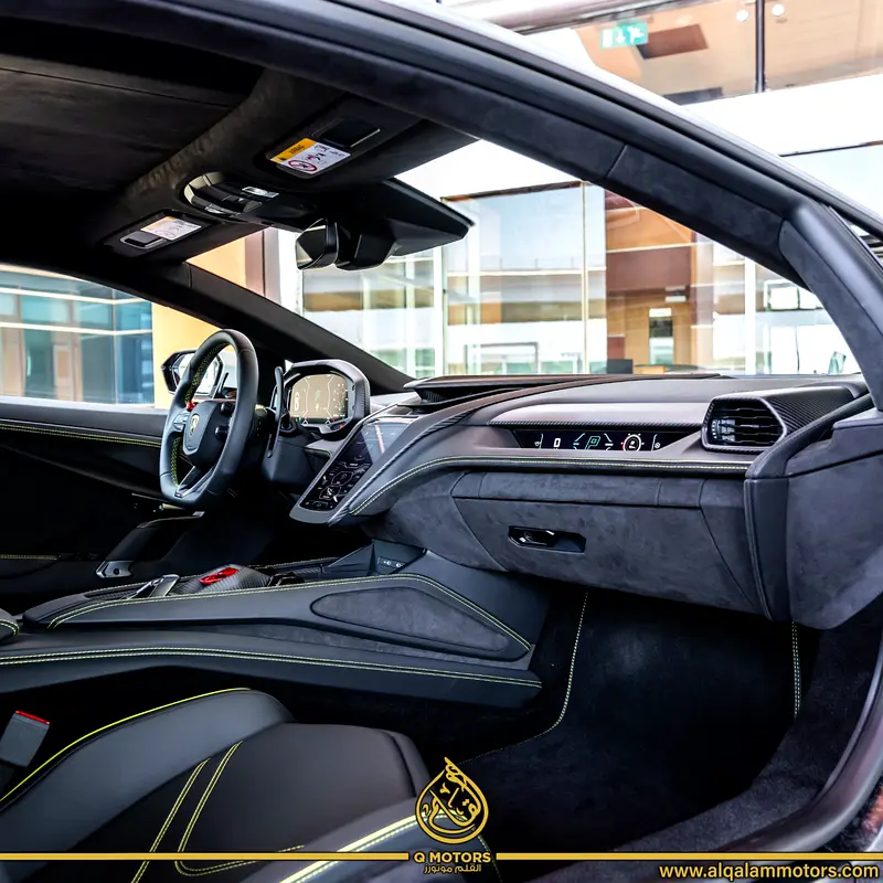 2024 LAMBORGHINI  REVUELTO BRAND NEW ( FREE SERVICE CONTRACT ) - Image 16