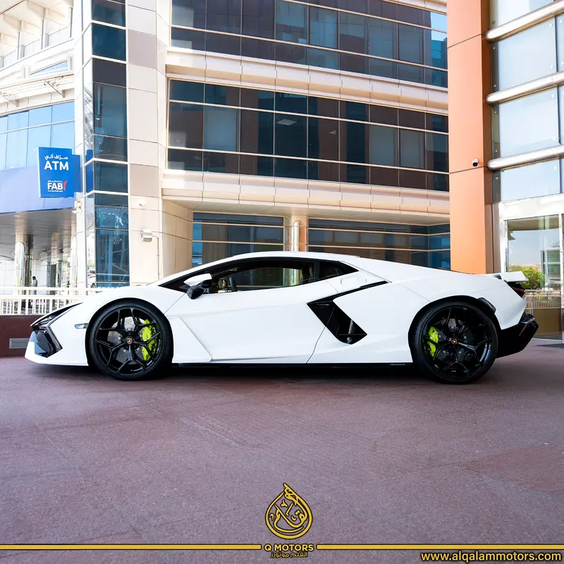 2024 LAMBORGHINI  REVUELTO BRAND NEW ( FREE SERVICE CONTRACT ) - Image 6