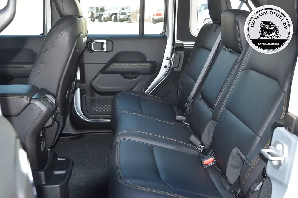 BRAND NEW | DEALER 5 YRS WTY  3 YRS SP | 2026 JEEP WRANGLER 4DR SAHARA BLACK (2.0L) - Image 5