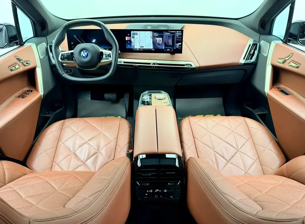 2022 BMW iX xDrive40, BMW Warranty+Service Contract+Full Service History, GCC - Image 10