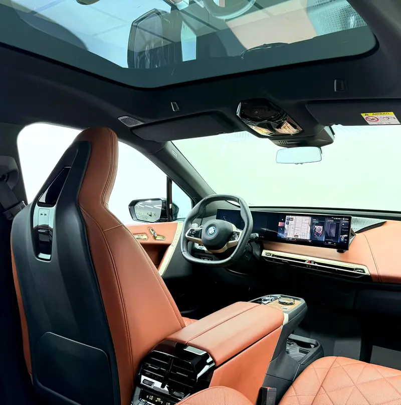 2022 BMW iX xDrive40, BMW Warranty+Service Contract+Full Service History, GCC - Image 11