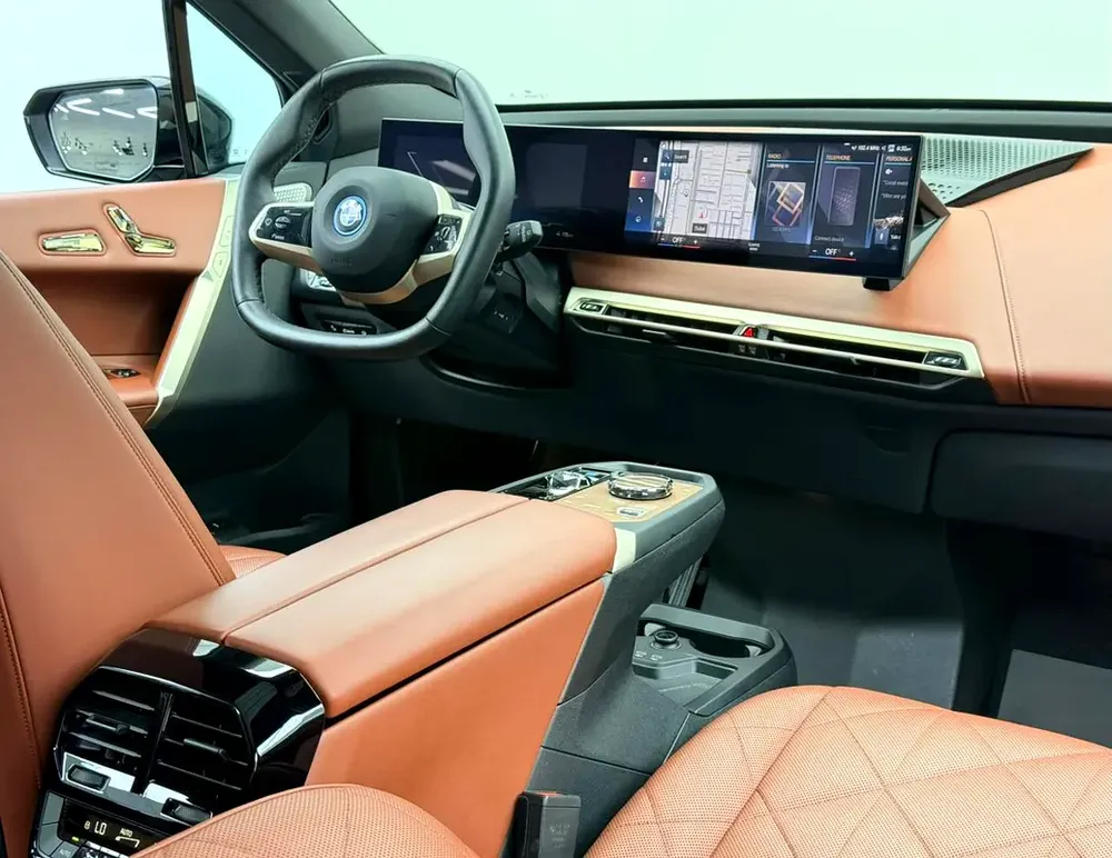 2022 BMW iX xDrive40, BMW Warranty+Service Contract+Full Service History, GCC - Image 13
