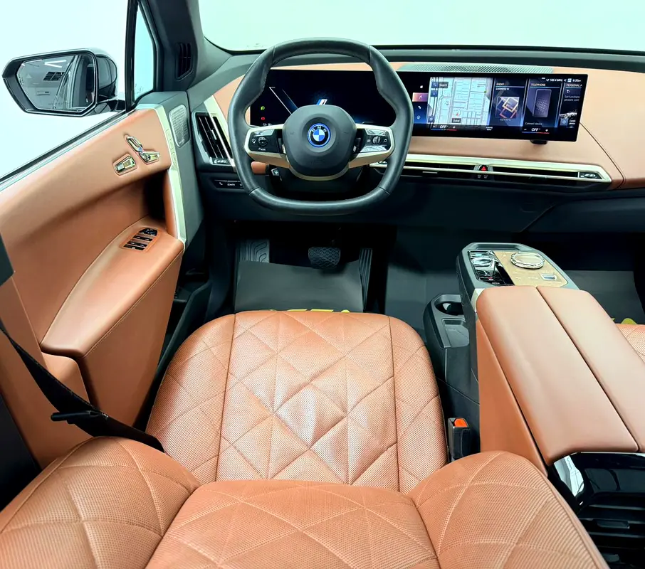 2022 BMW iX xDrive40, BMW Warranty+Service Contract+Full Service History, GCC - Image 9