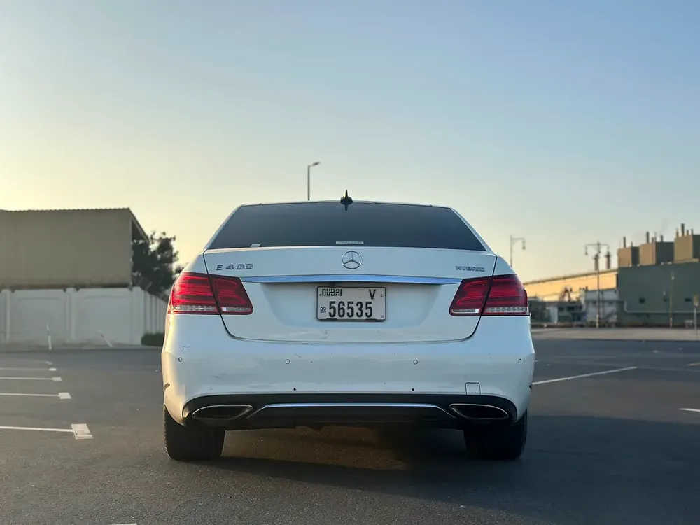 Mercedes-Benz E400 2014, Japanese Specs - Image 4