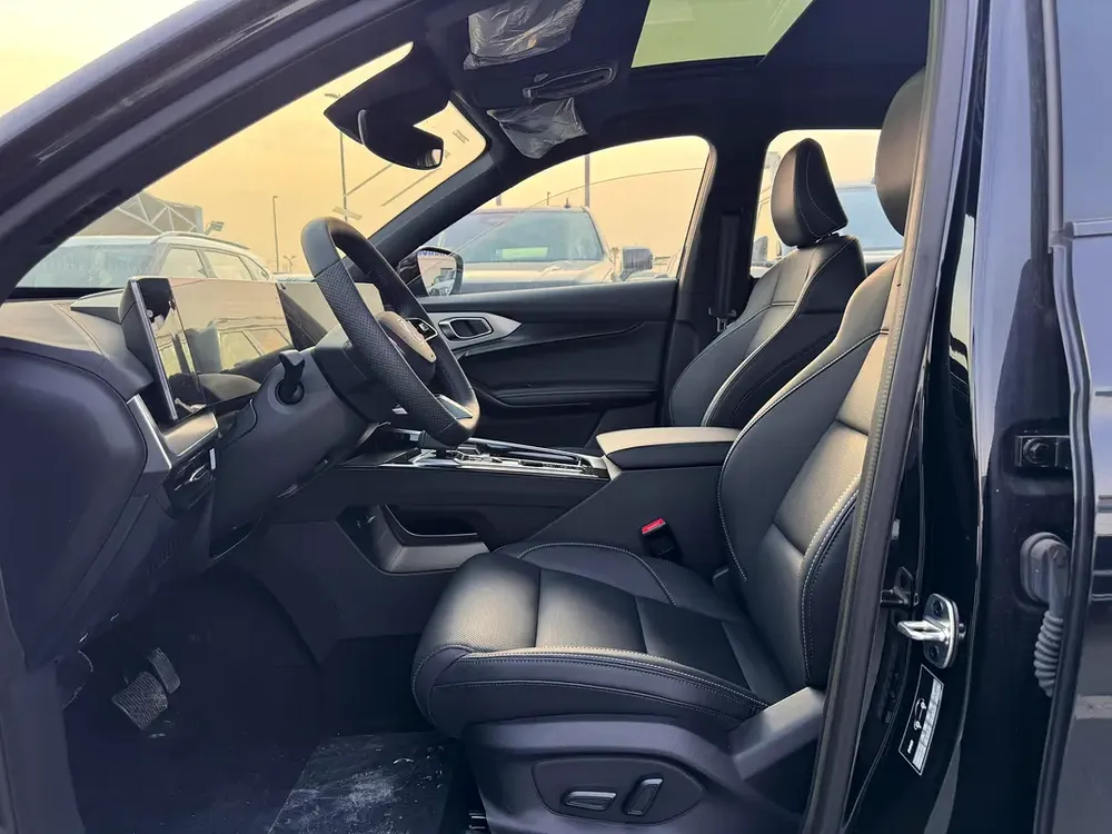 Deluxe 1.5L Turbo petrol 2024 GCC Export Price @ 55,500 AED - Image 5