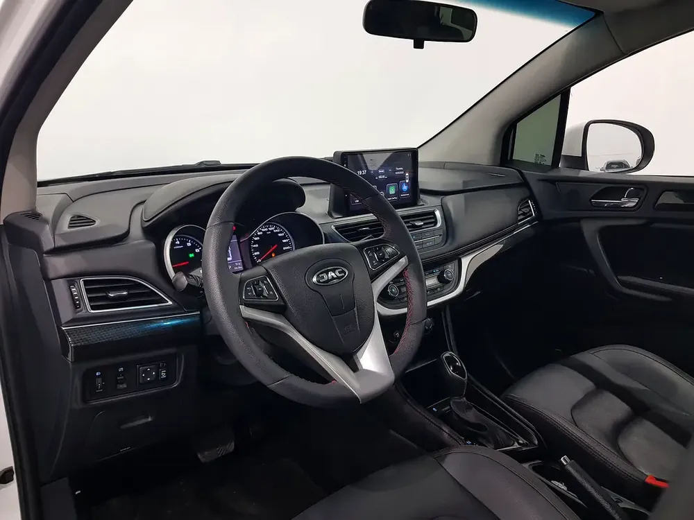 2023 GCC JAC S3 / Official dealer warranty - Image 8