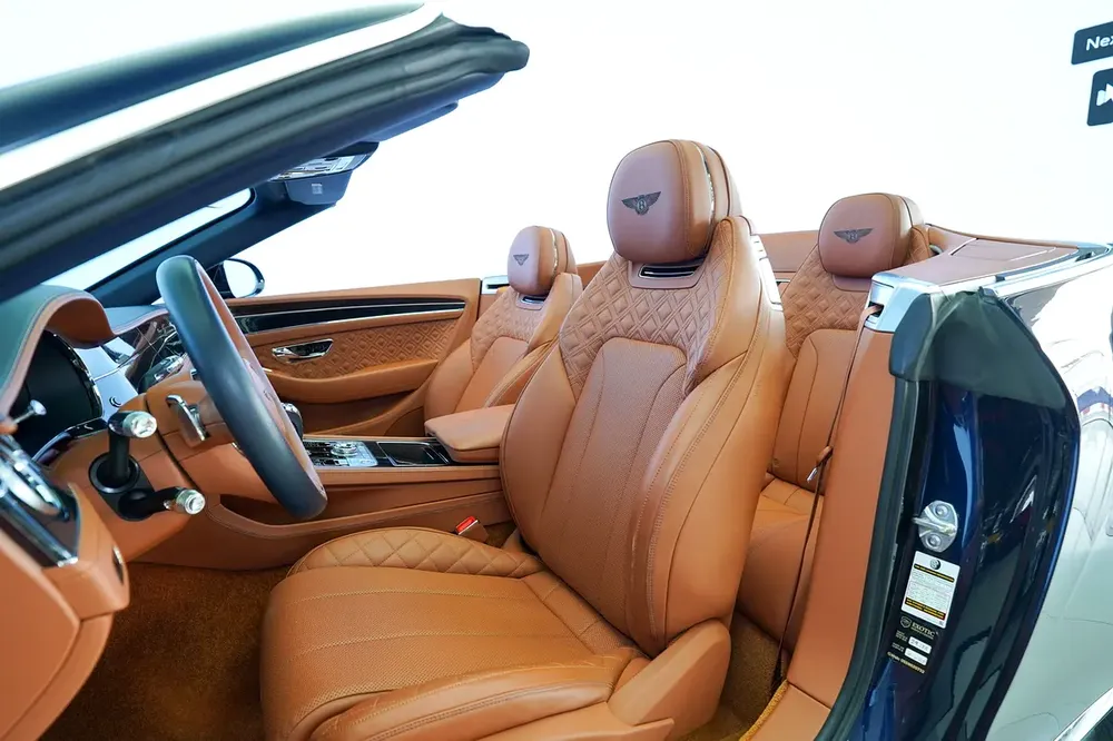 WARRANTY TILL SEPT 2026 | GTC V8 | BLUE/TAN - Image 11