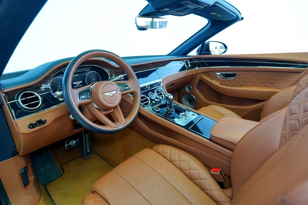 WARRANTY TILL SEPT 2026 | GTC V8 | BLUE/TAN - Image 7