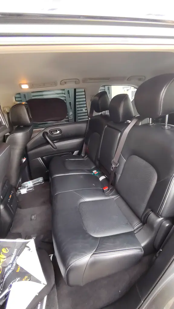 Infiniti QX80 2015 Standard | Single Owner | GCC Specs | Well Maintained - Image 9