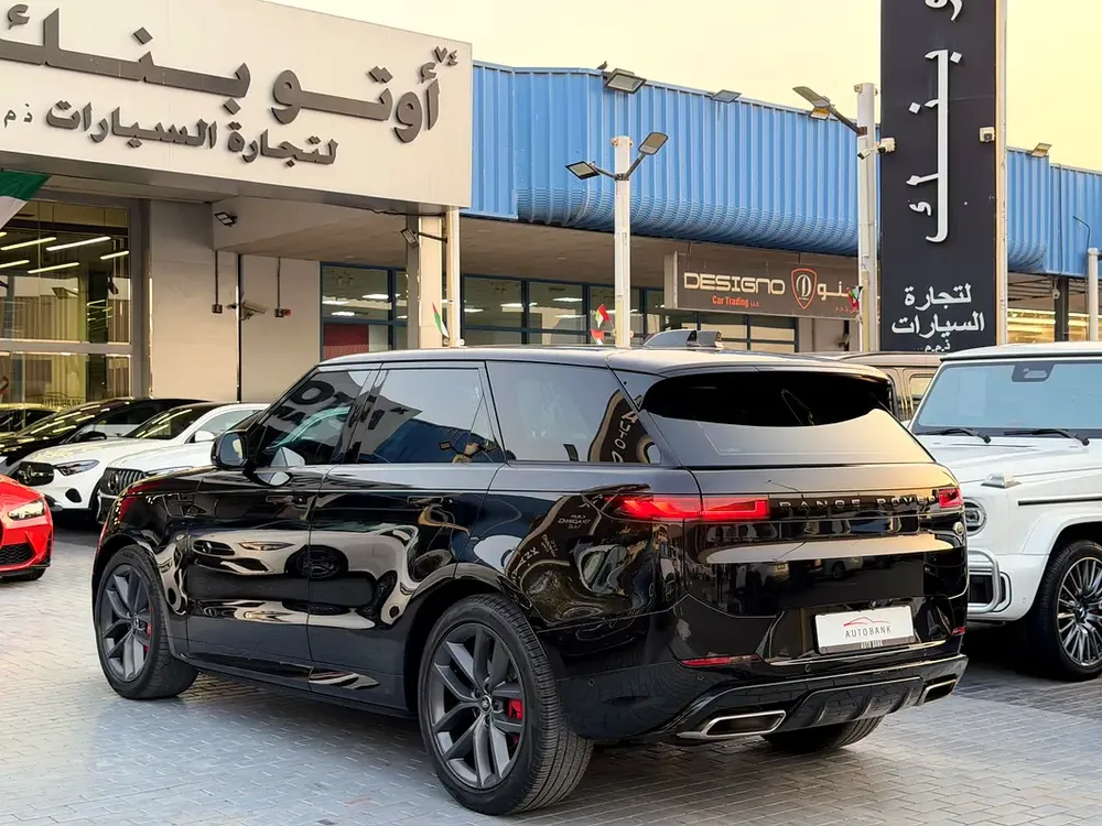 RANGE ROVER SPORT P400 HSE DYNAMIC 2023 GCC - Image 14
