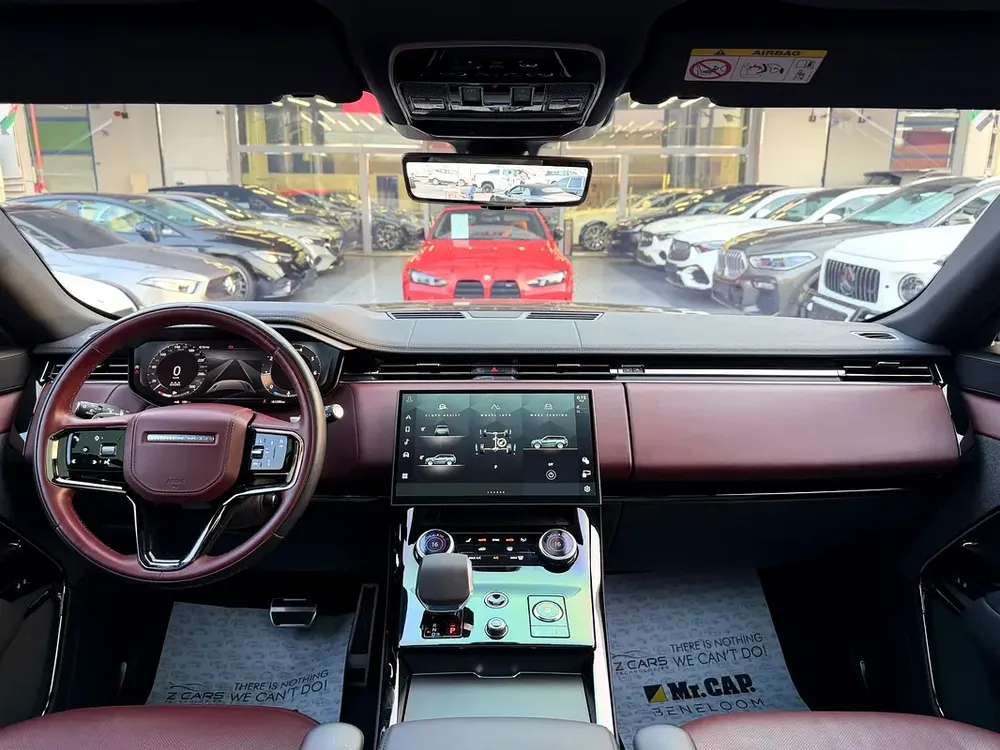 RANGE ROVER SPORT P400 HSE DYNAMIC 2023 GCC - Image 7