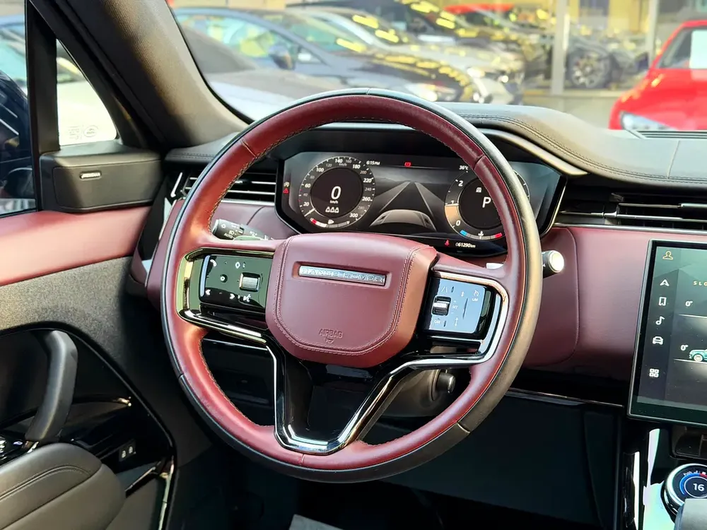 RANGE ROVER SPORT P400 HSE DYNAMIC 2023 GCC - Image 8