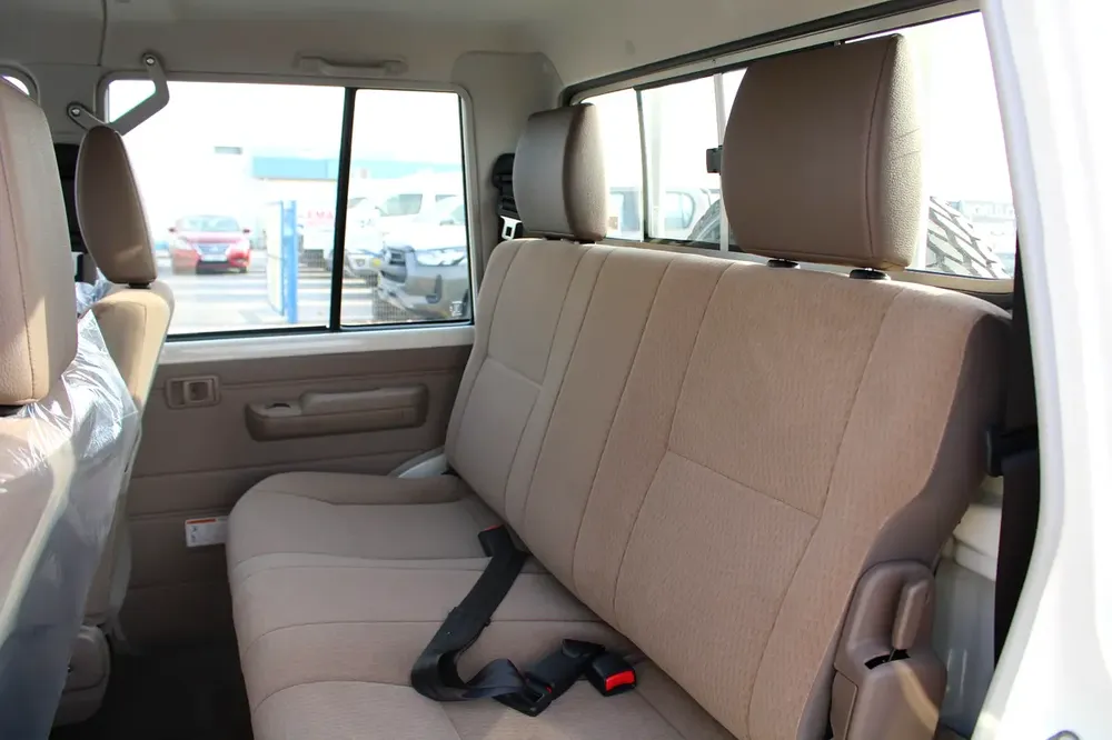 TOYOTA LANDCRUISER 79 2.8L DIESEL 4WD DOUBLE CAB STD - MANUAL - Image 11