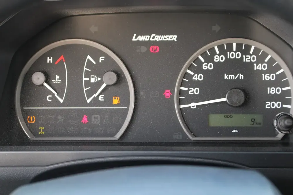 TOYOTA LANDCRUISER 79 2.8L DIESEL 4WD DOUBLE CAB STD - MANUAL - Image 14