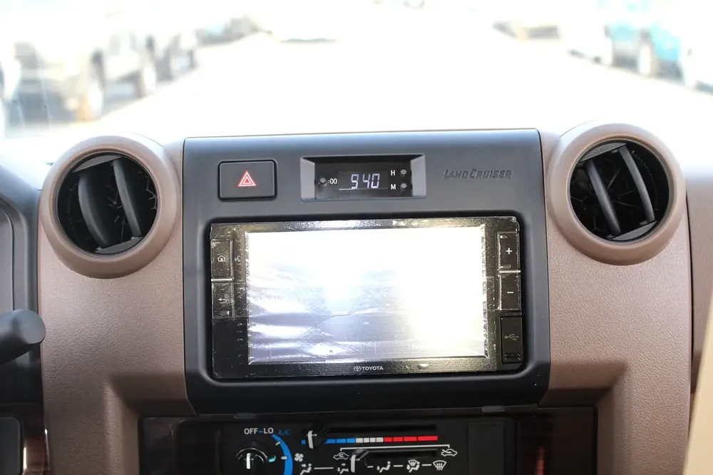 TOYOTA LANDCRUISER 79 2.8L DIESEL 4WD DOUBLE CAB STD - MANUAL - Image 15