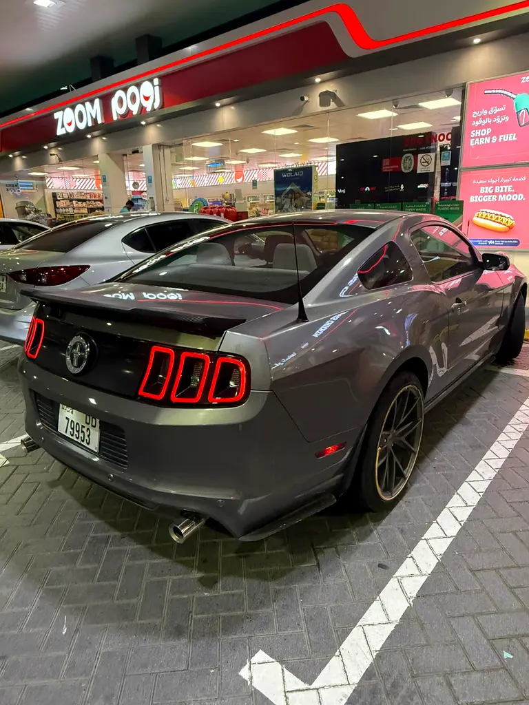 2014 Ford Mustang V6 3.7L Manual GCC | Excellent Condition | Clean  Well Maintained - Image 4