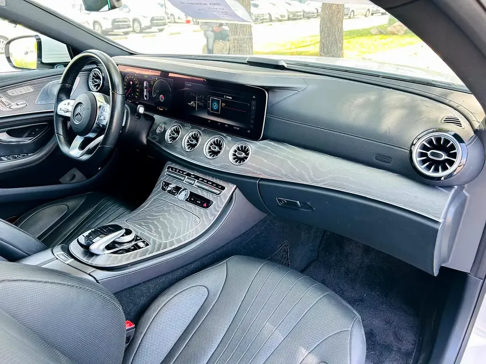 MERCEDES BENZ CLS450 - 2019 - SUPER CLEAN CAR FRESH JAPAN IMPORT - Image 13
