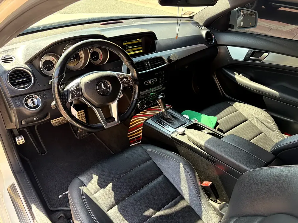 2012 Mercedes-Benz C-Class C250 Sport | GCC Specs | Low Mileage - Image 12