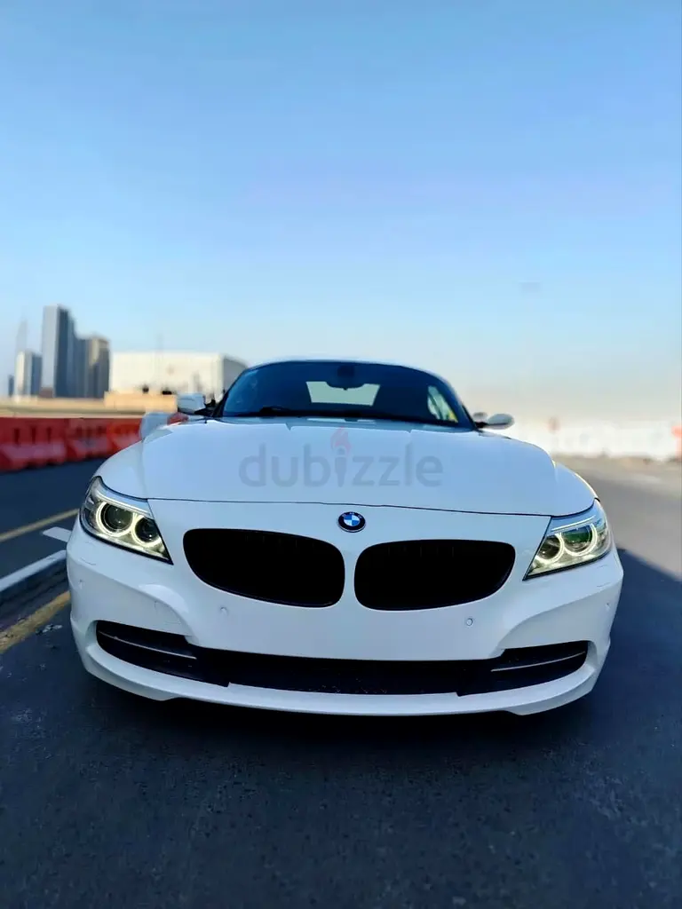 BMW Z4 sDrive20i 2014 GCC Specs - Pristine Convertible - Image 10
