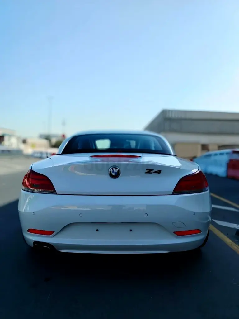 BMW Z4 sDrive20i 2014 GCC Specs - Pristine Convertible - Image 9