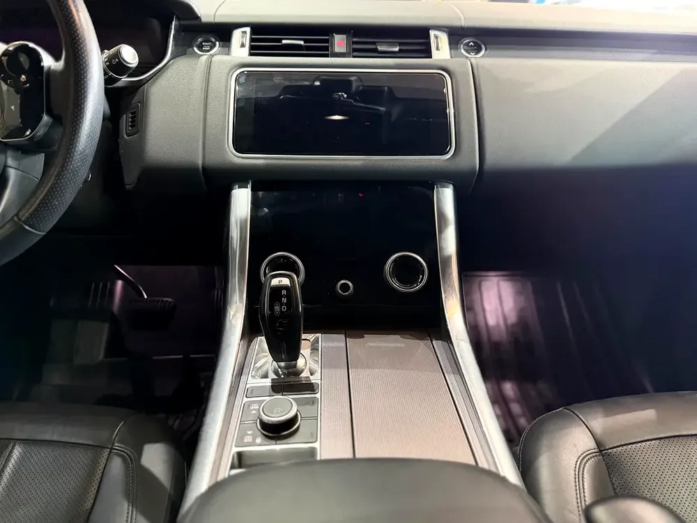 2020 Land Rover Range Rover Sport HSE - American Specs - Image 10