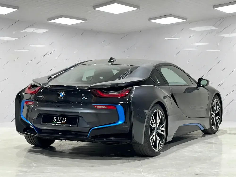 i8 COUPE -- LOW KM’S -- IMMACULATE CONDITION - Image 6