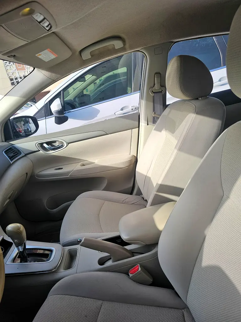 Well Maintained Nissan Sentra SV 2018 | GCC Specs - Image 14