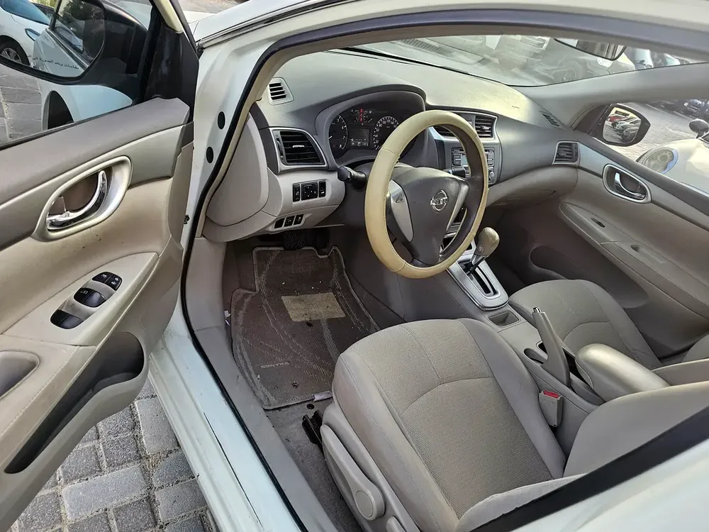 Well Maintained Nissan Sentra SV 2018 | GCC Specs - Image 6
