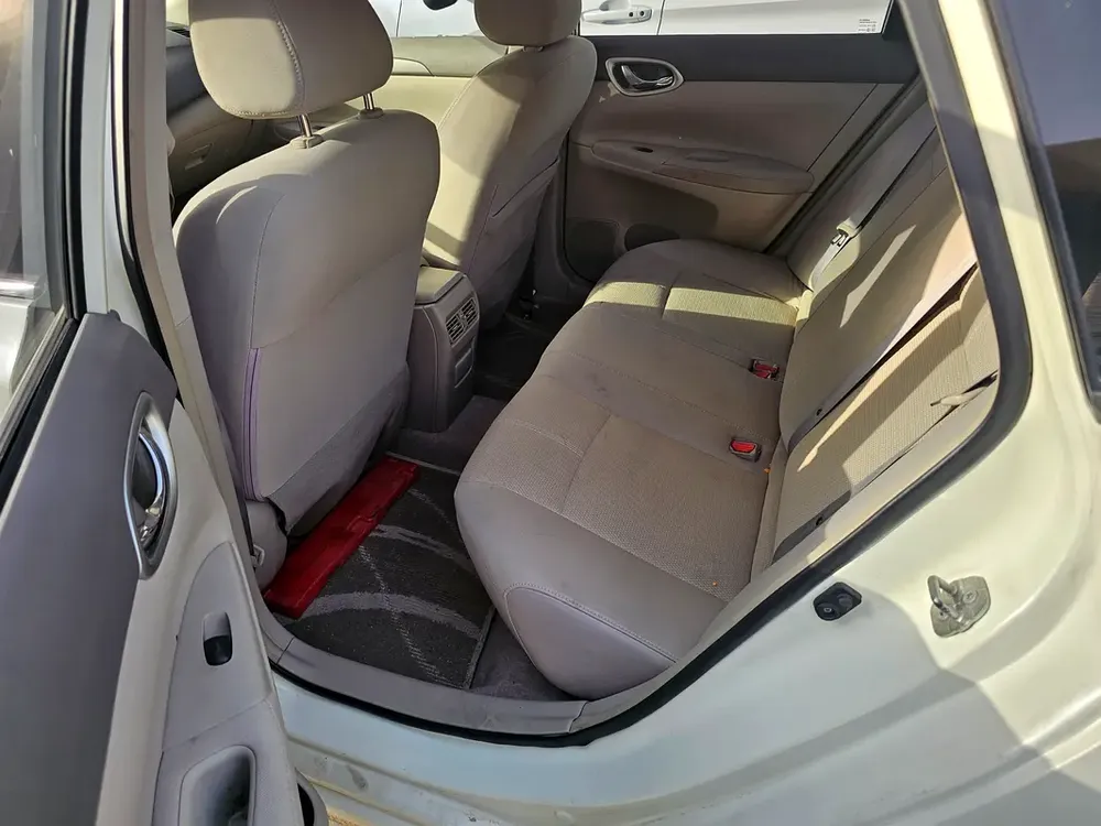 Well Maintained Nissan Sentra SV 2018 | GCC Specs - Image 7