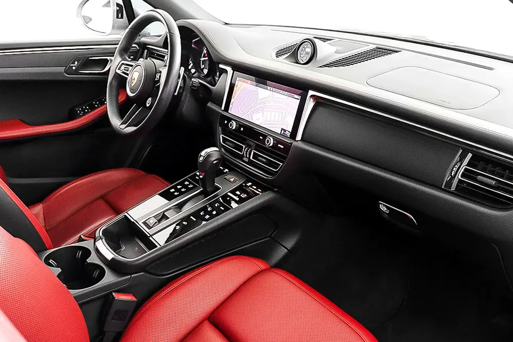 4,811 AED / 60 months | 0% DP | 2024  Porsche Macan 2.0L | Porsche Warranty - Image 12