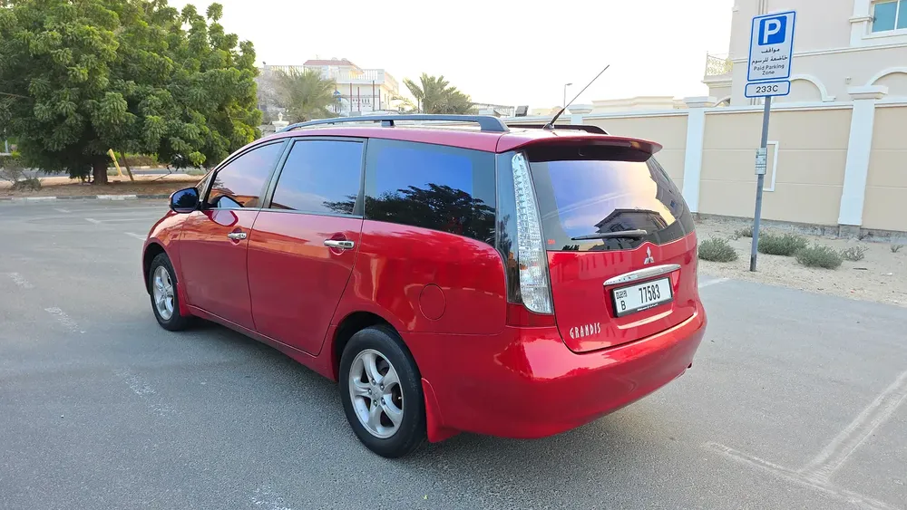 Mitsubishi Grandis 2010 GCC Lady Driven 2nd Owner Accident Free Well Maintained - Image 4