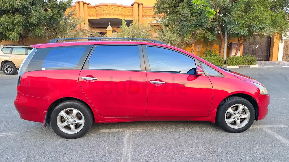 Mitsubishi Grandis 2010 GCC Lady Driven 2nd Owner Accident Free Well Maintained - Image 8
