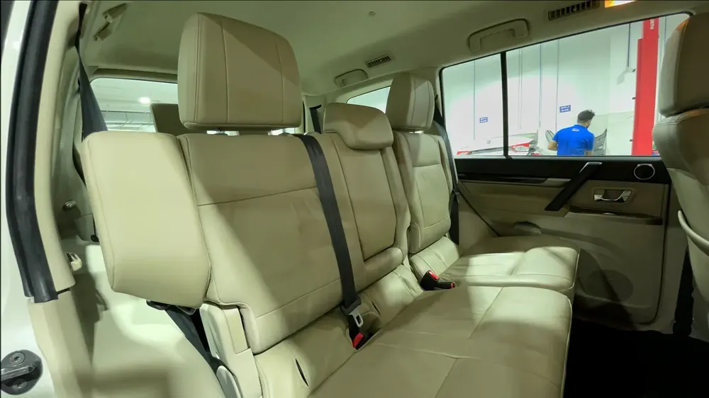 AED 998/m | 0 DP | Free 3 Months Warranty | Service History | 30 Day Return | MITSUBISHI PAJERO 2020 - Image 10
