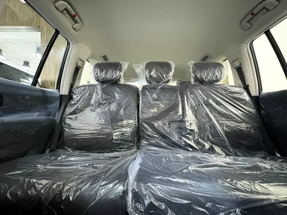 BRANDNEW Nissan Armada SL 2024 MODEL - Image 12