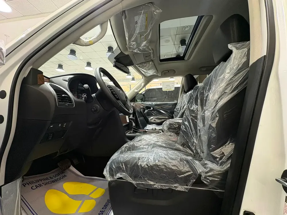 BRANDNEW Nissan Armada SL 2024 MODEL - Image 7