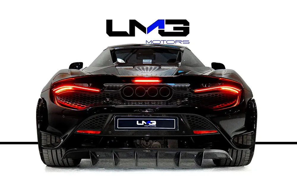 MCLAREN 765 LT SPIDER | FULL CARBON INT/ EXT | HRE FORGED WHEELS | VERY LOW MILEAGE - Image 5