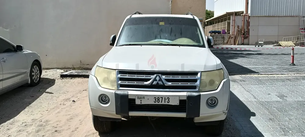 Mitsubishi Pajero 2010, Japanese Specs - Image 4