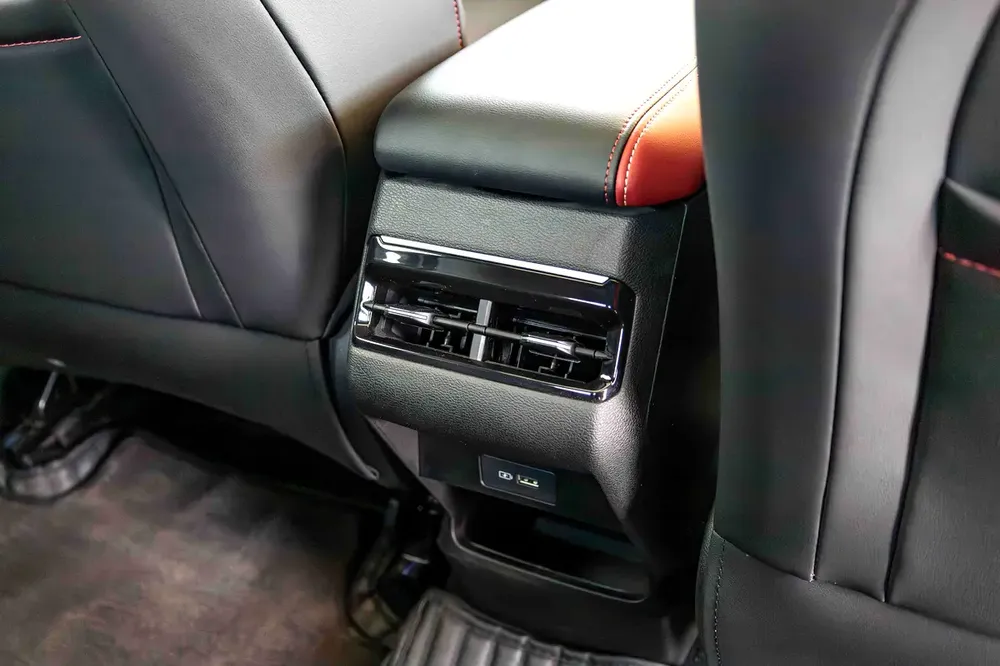 AED 951 Monthly | Geely Coolray GF 1.5L | GCC | Zero Down Payment | Warranty up to 36 Months - Image 18